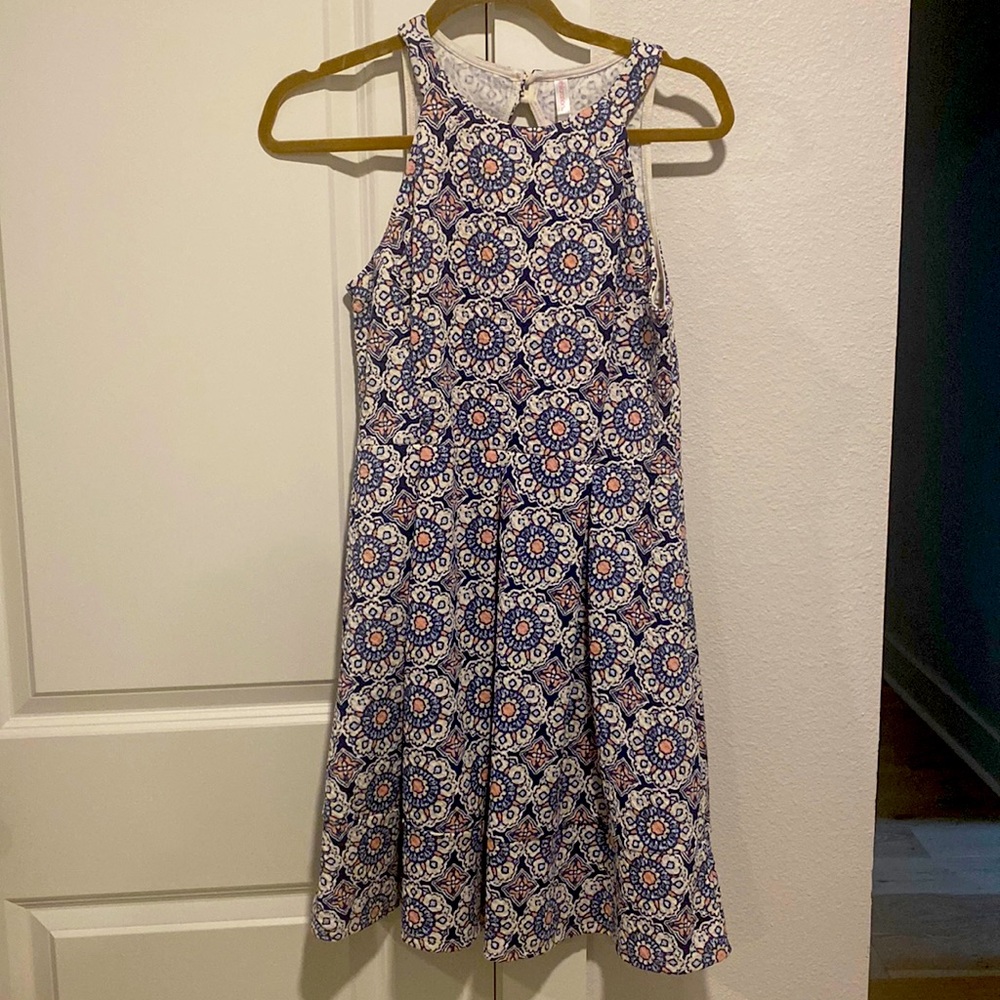 Xhilaration medium dress with back cut out